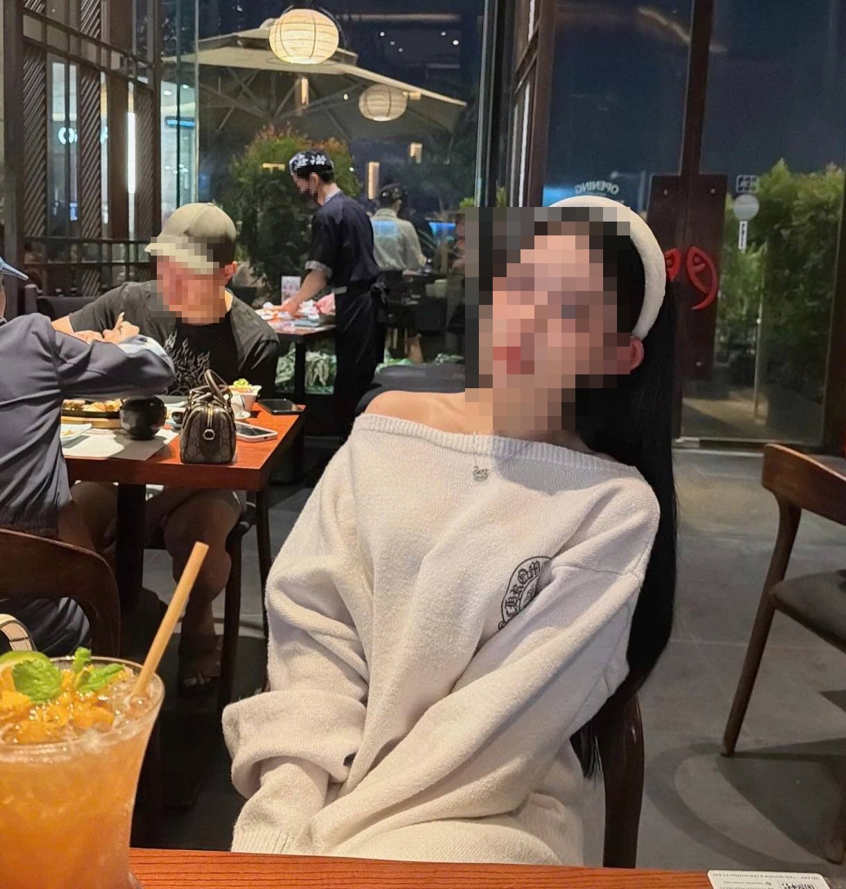 호치민 현지 MZ가이드 동행 · 식사